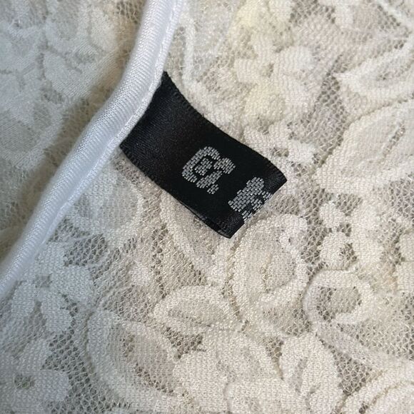 White Lace Sheer Top - Picture 4 of 4